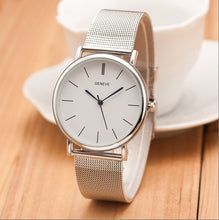 Load image into Gallery viewer, Women's Casual Quartz Watch - Metal Mesh